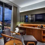 ホテル Doubletree By Hilton - Piyalepasa