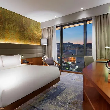 Doubletree By Hilton - Piyalepasa 5* Estambul