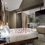 Doubletree By Hilton - Piyalepasa Отель