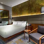 Doubletree By Hilton - Piyalepasa Отель Стамбул