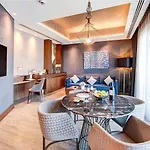 Doubletree By Hilton - Piyalepasa Отель