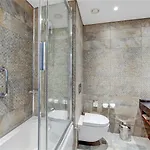 Doubletree By Hilton - Piyalepasa 5*