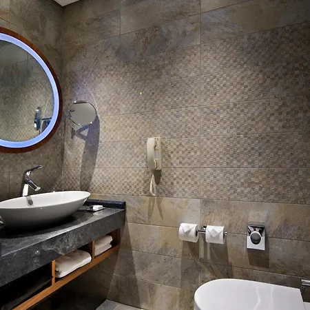 Hotell Doubletree By Hilton - Piyalepasa 5*
