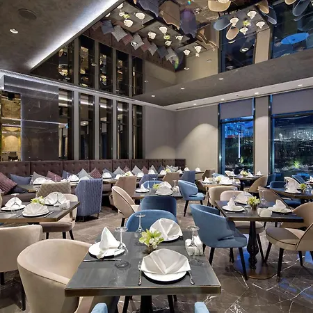 Doubletree By Hilton - Piyalepasa 5* Стамбул