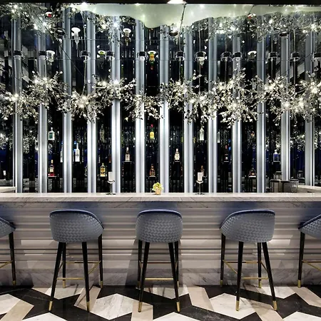 Doubletree By Hilton - Piyalepasa 5* Estambul