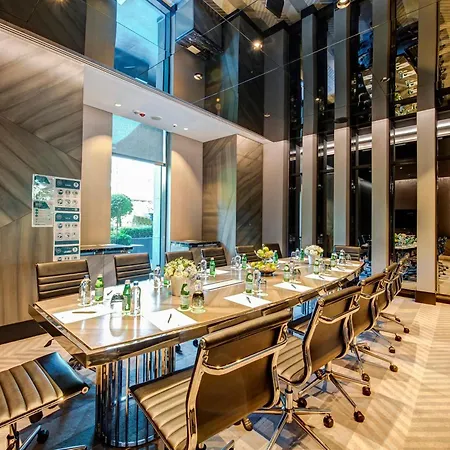 Doubletree By Hilton - Piyalepasa 5* Istanbul