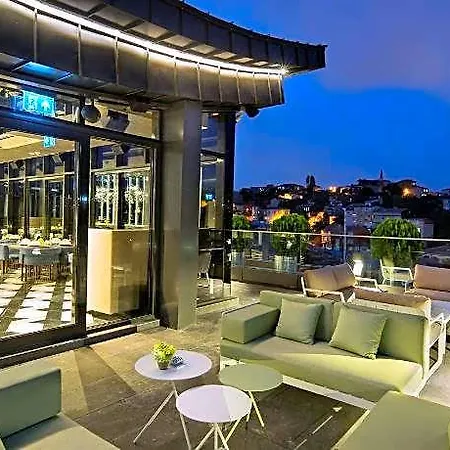 Doubletree By Hilton - Piyalepasa Istanbul