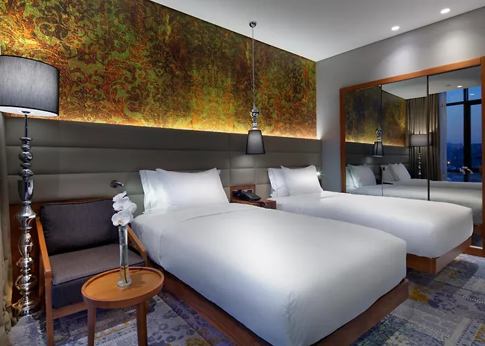 Doubletree By Hilton - Piyalepasa 5* Стамбул