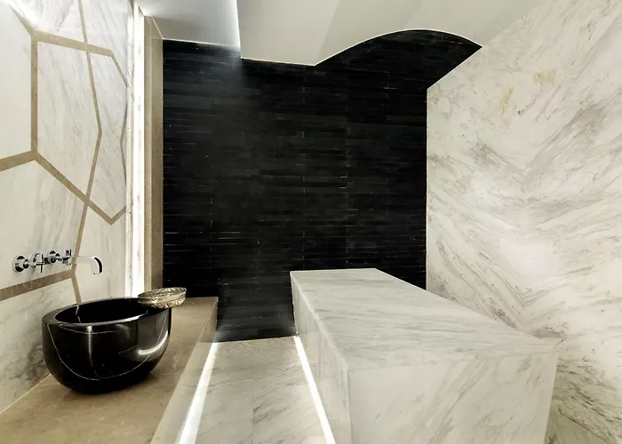 Отель Doubletree By Hilton - Piyalepasa Стамбул