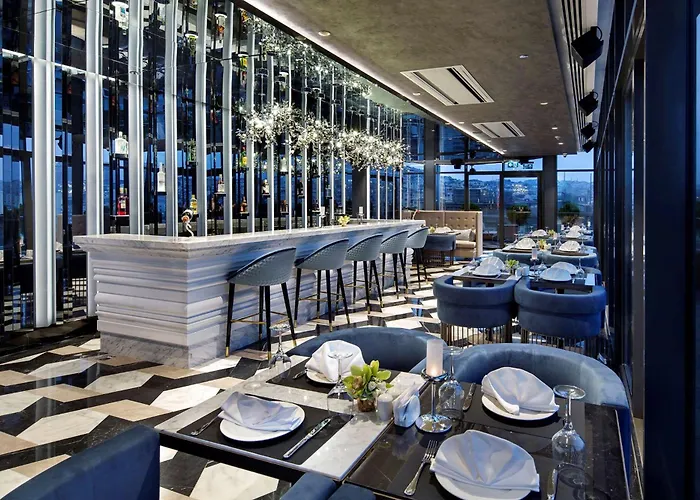 Отель Doubletree By Hilton - Piyalepasa Стамбул