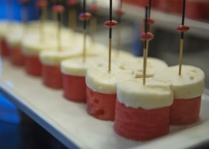 Doubletree By Hilton - Piyalepasa 5* Стамбул