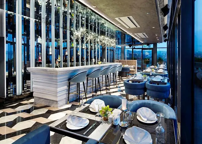 Отель Doubletree By Hilton - Piyalepasa 5*