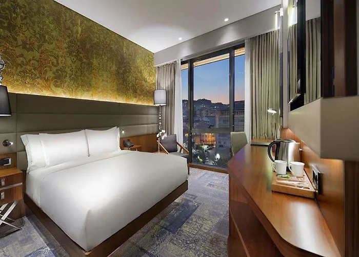 Doubletree By Hilton - Piyalepasa Отель