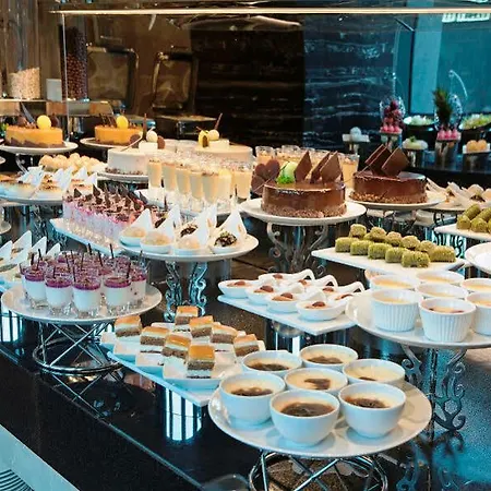Doubletree By Hilton - Piyalepasa 5* Istanbul